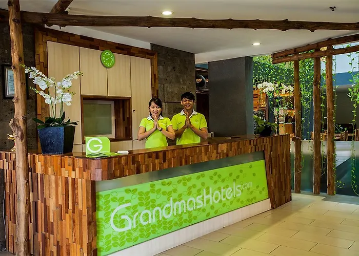 Grandmas Hotel